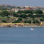 Baia Della Rocchetta 酒店 赞布隆内