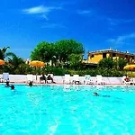Baia Della Rocchetta 酒店