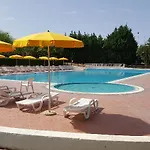Baia Della Rocchetta 酒店 赞布隆内