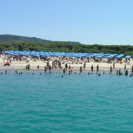 Baia Della Rocchetta ザンブローネ